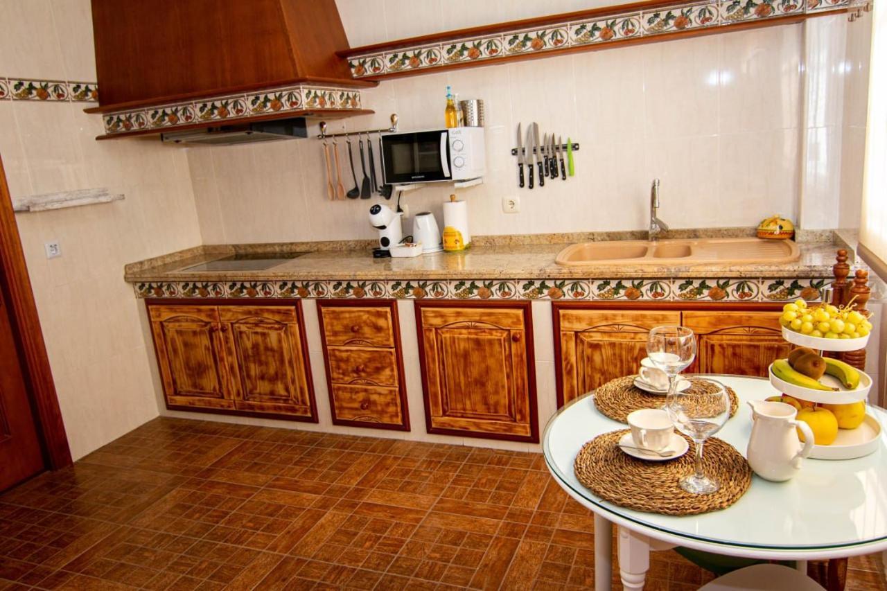La Barberia De Miguel Villa เอลชอร์โร ภายนอก รูปภาพ